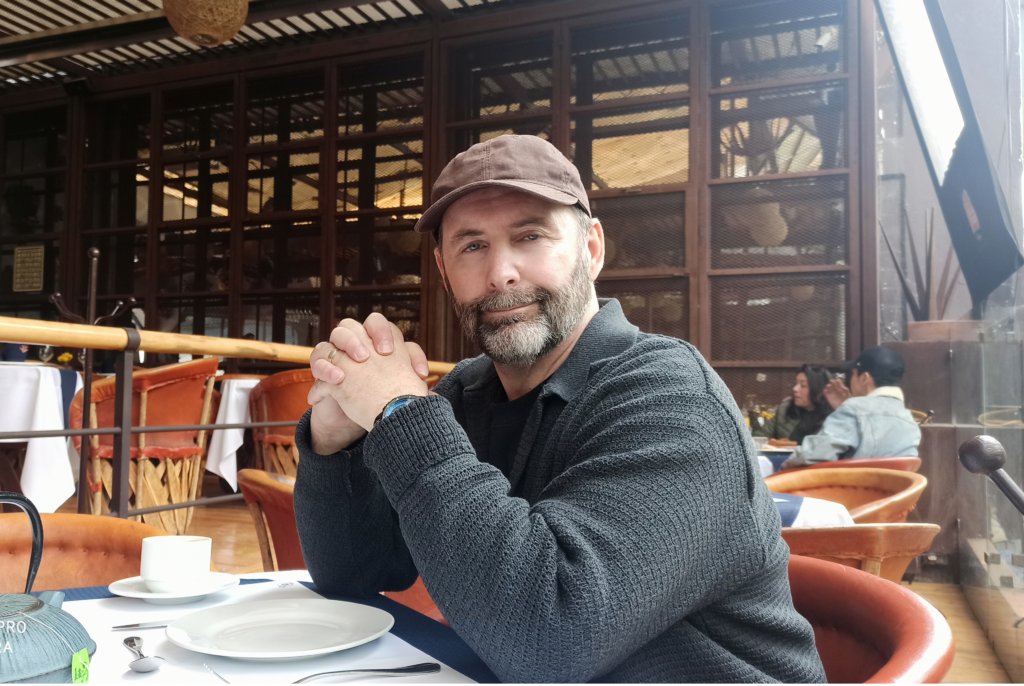 Online Marketing Pioneer Copywriter